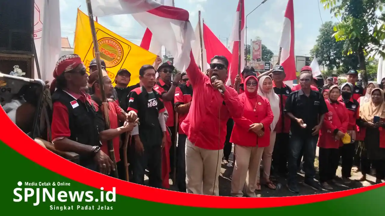 Minta Hasil Audit APBDes Desa Bandung Dibuka Secara Transparan, FPMN Geruduk Inspekda Nganjuk